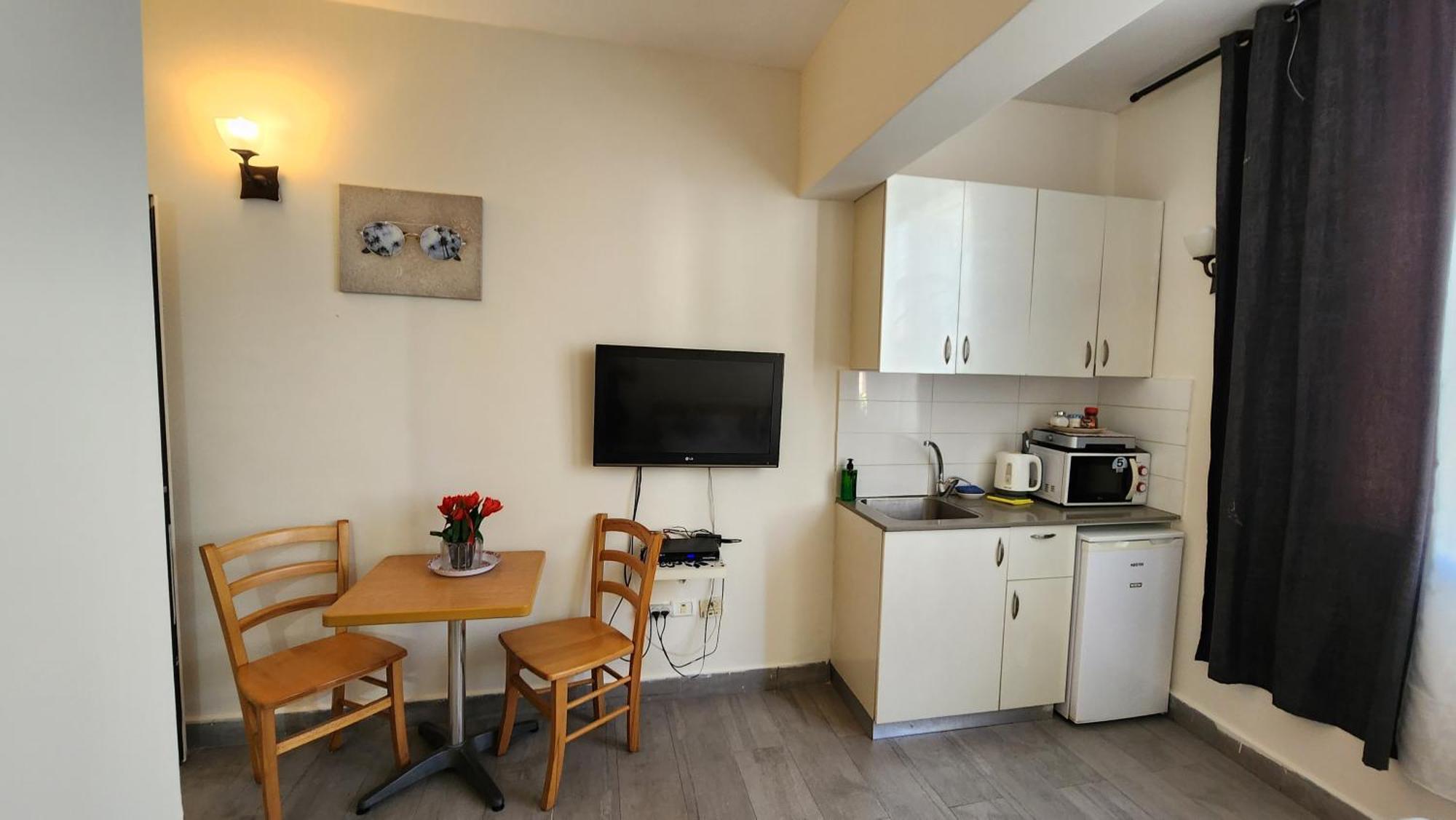 David Hameleh House Aparthotel Netanya Phòng bức ảnh