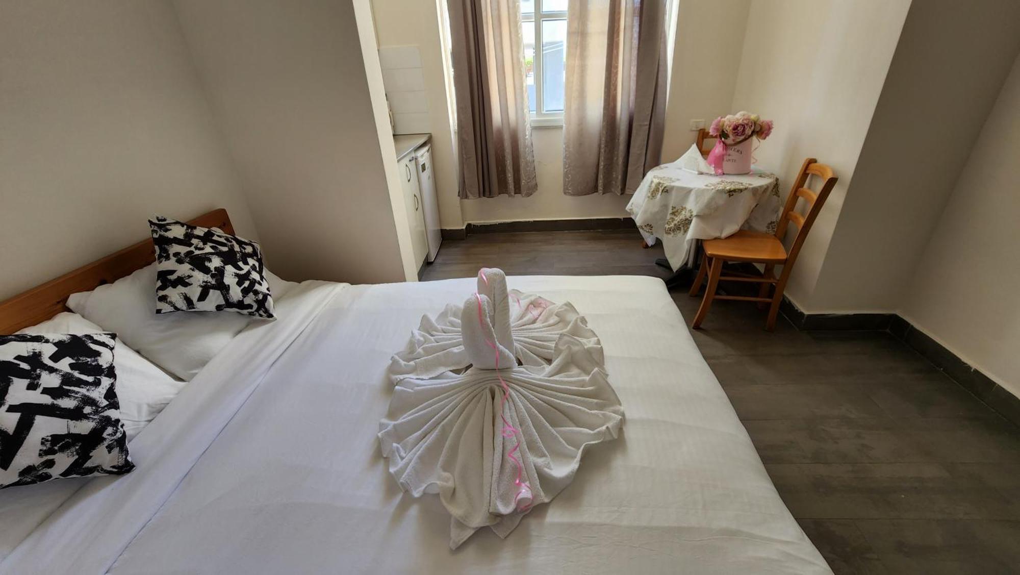 David Hameleh House Aparthotel Netanya Phòng bức ảnh