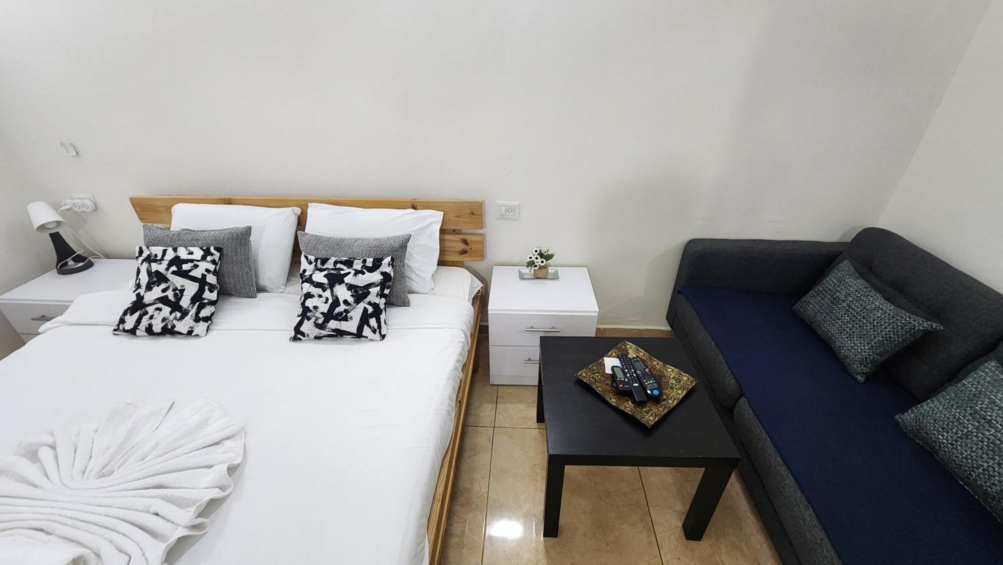 David Hameleh House Aparthotel Netanya Phòng bức ảnh
